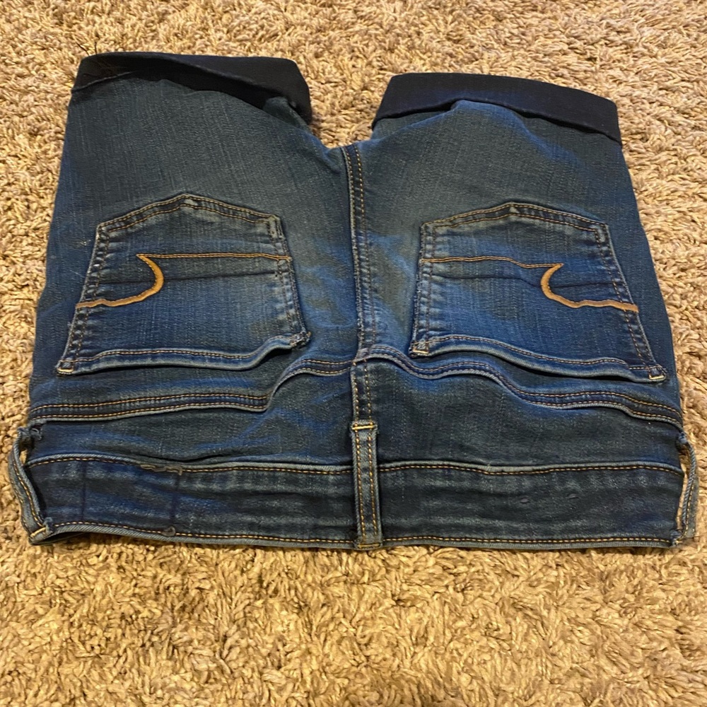 Shorts - Picture 2 of 4